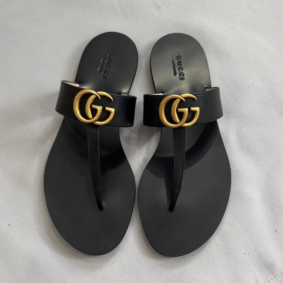 Gucci Black and Gold Sandals - Picture 1 of 11